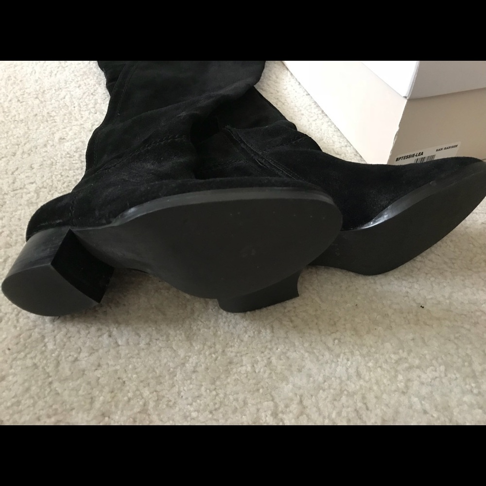 BNIB Faux Suede Tall Boots - Picture 3 of 4